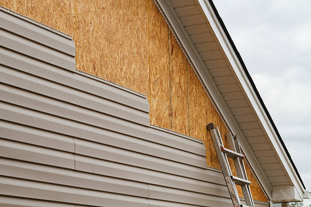 24/7 Emergency Storm Damage Siding Repair experts in Conway, PA